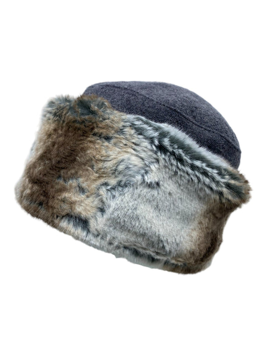 OLGA ( gris ) - Geneviève Dostaler