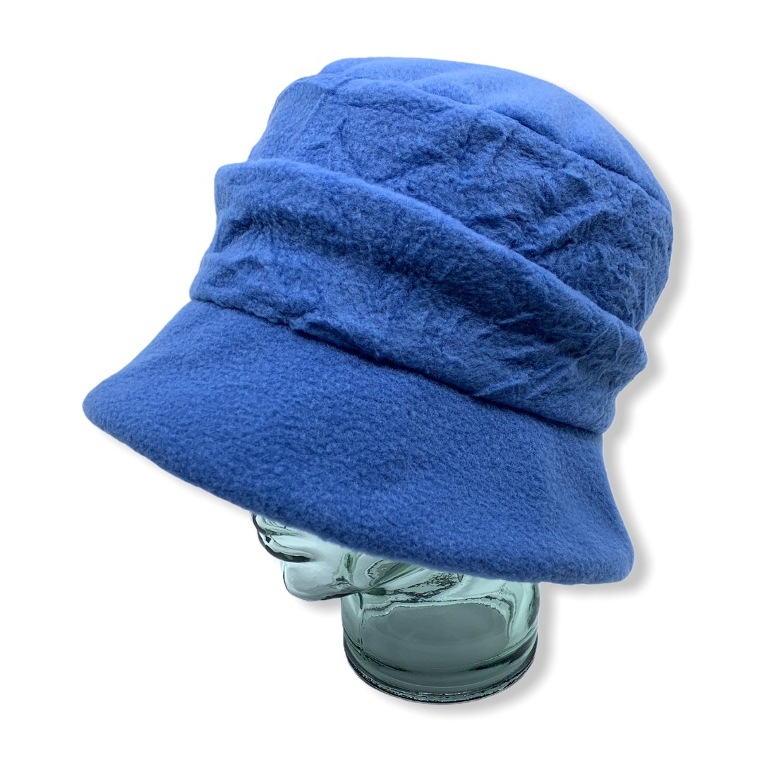 AVA ( bleu ciel ) - Genevieve Dostaler : Chapeaux