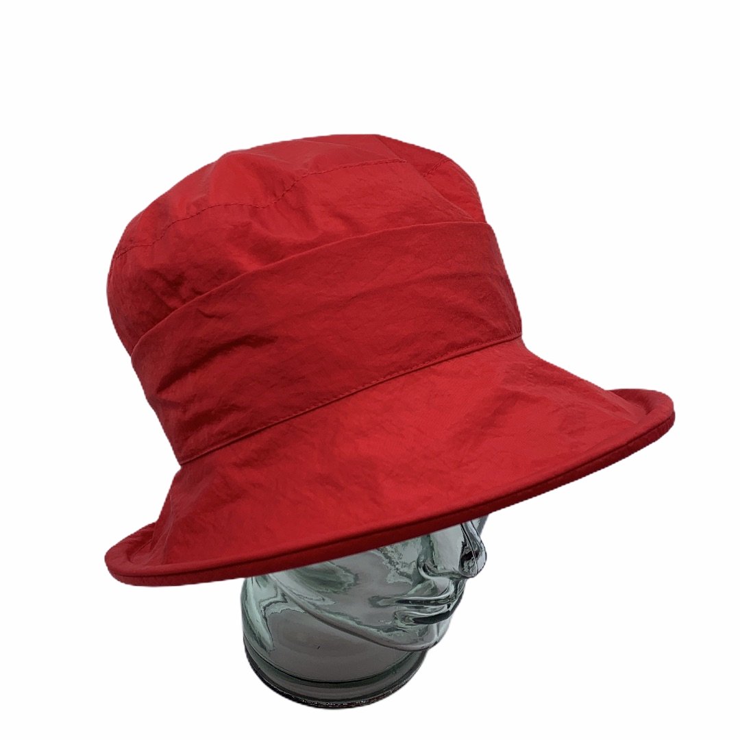 FLAVIE ( rouge ) - Genevieve Dostaler : Chapeaux