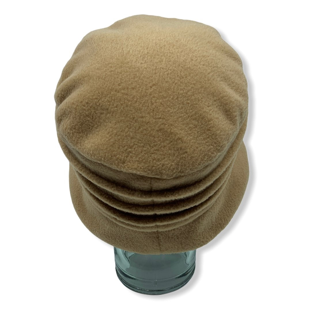 LEILA ( camel ) - Genevieve Dostaler : Chapeaux