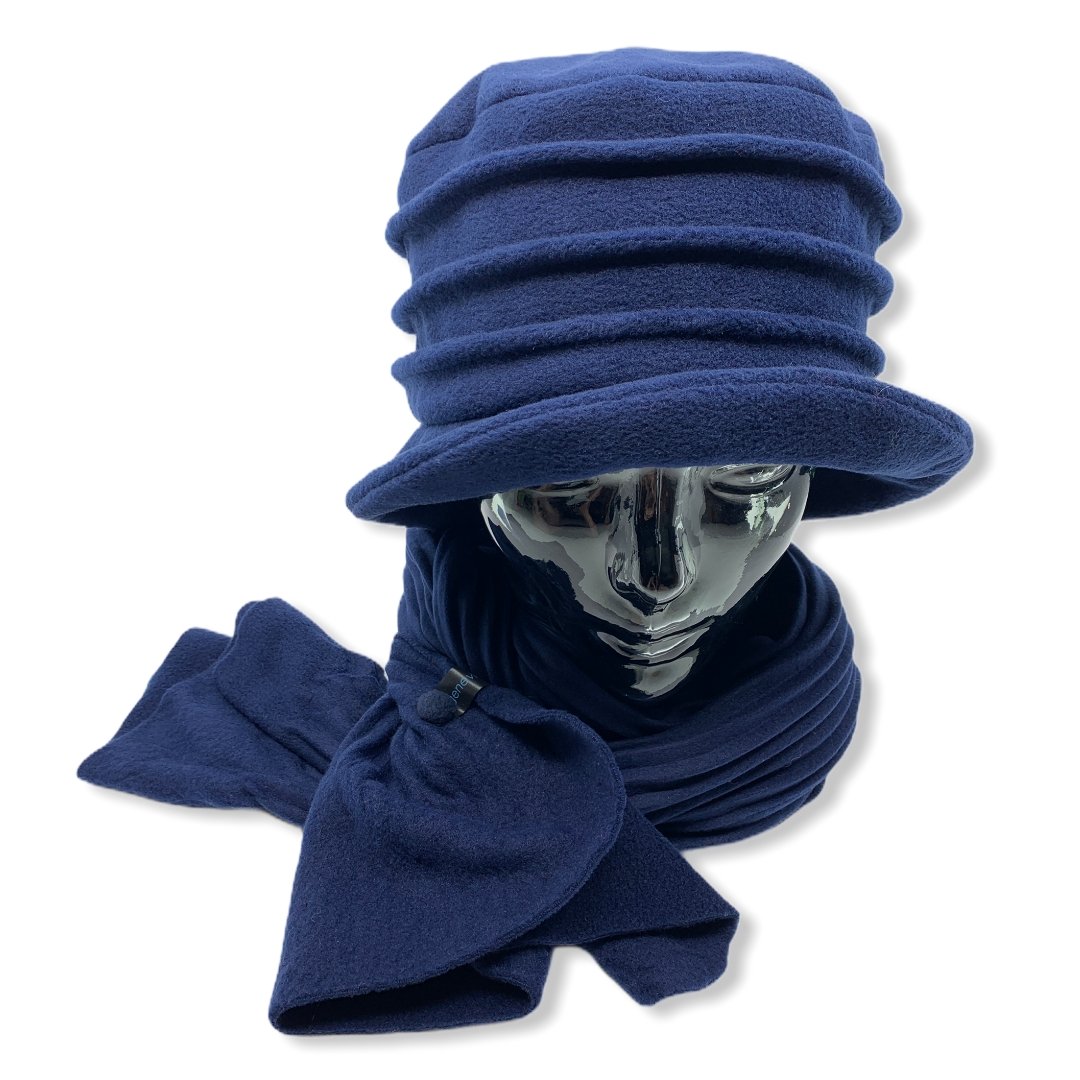 LEILA ( marine ) - Genevieve Dostaler : Chapeaux