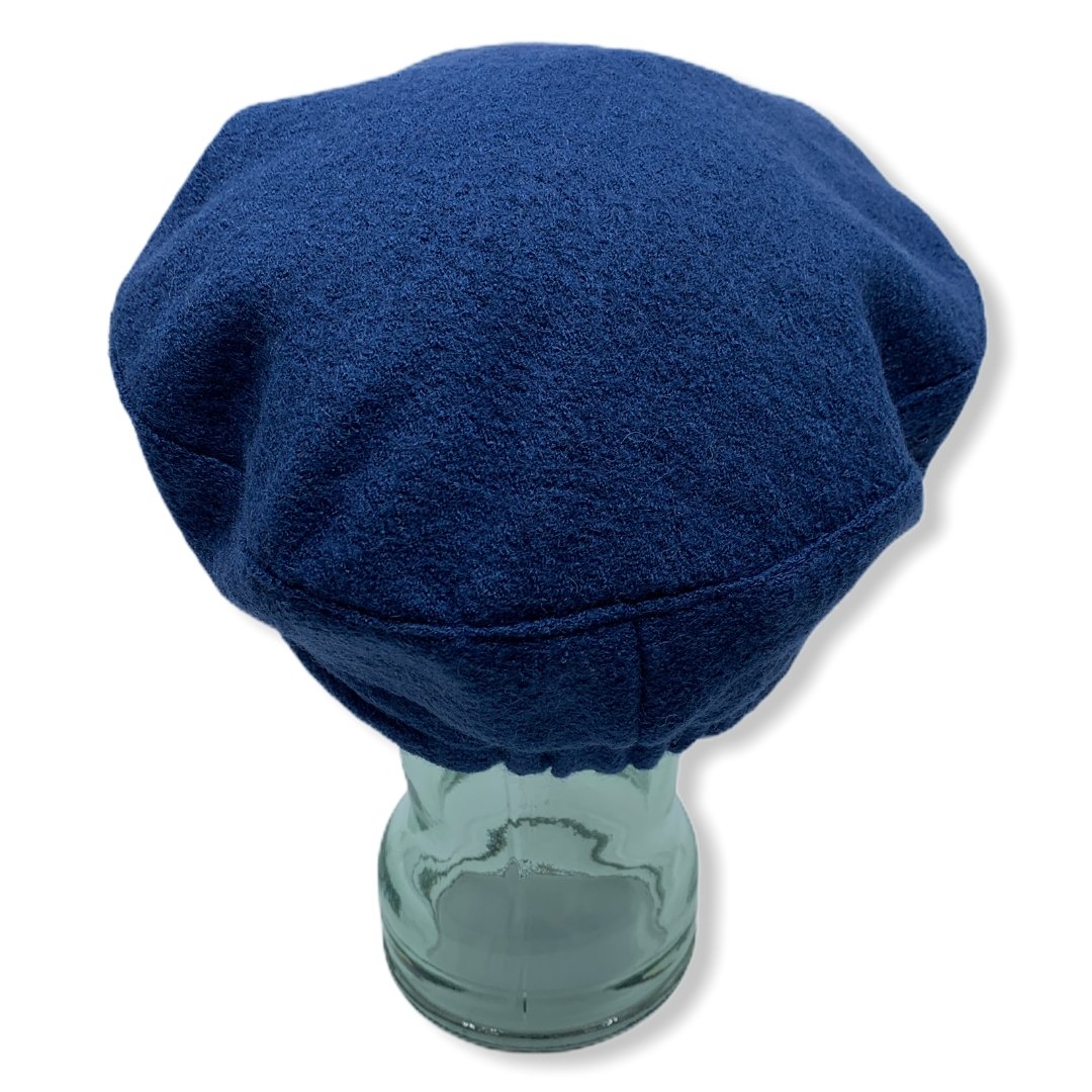 Beret d'hiver bleu | fleur | Femme | Chapeaux | Fabrique au Canada | Montreal | Genevieve Dostaler