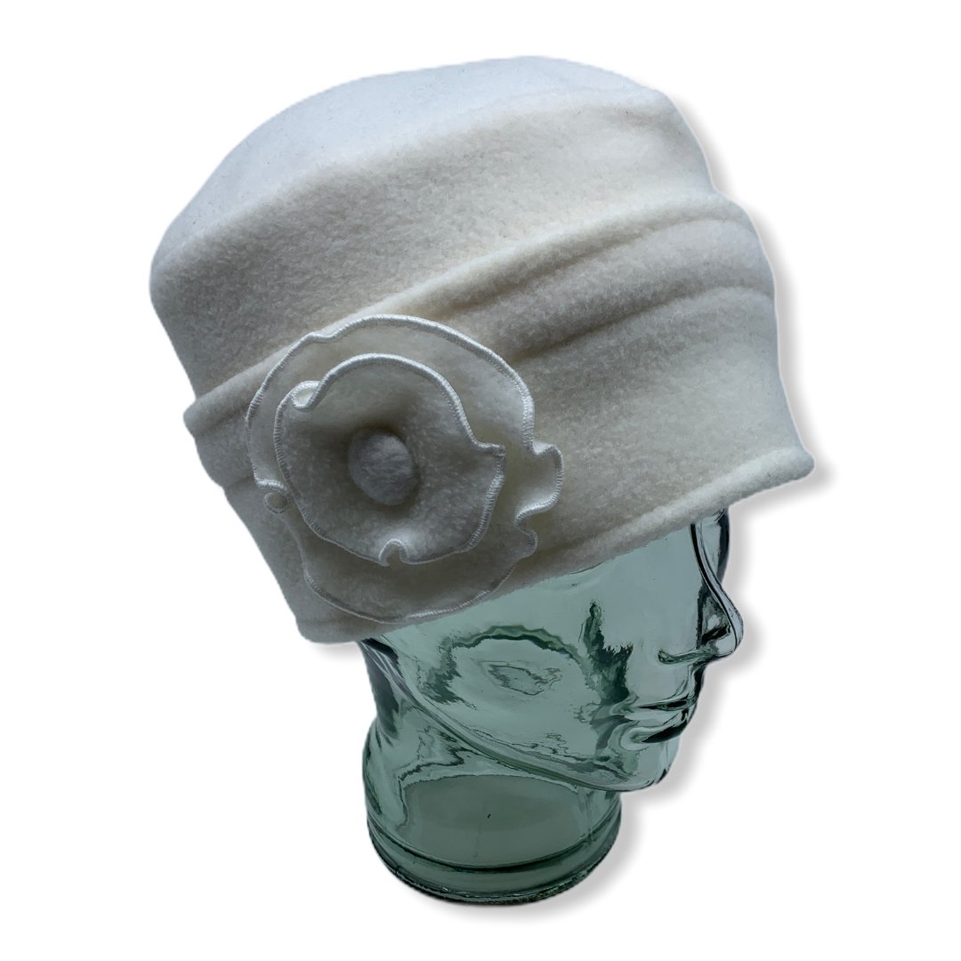 OLIVIA ( ivoire ) - Genevieve Dostaler : Chapeaux