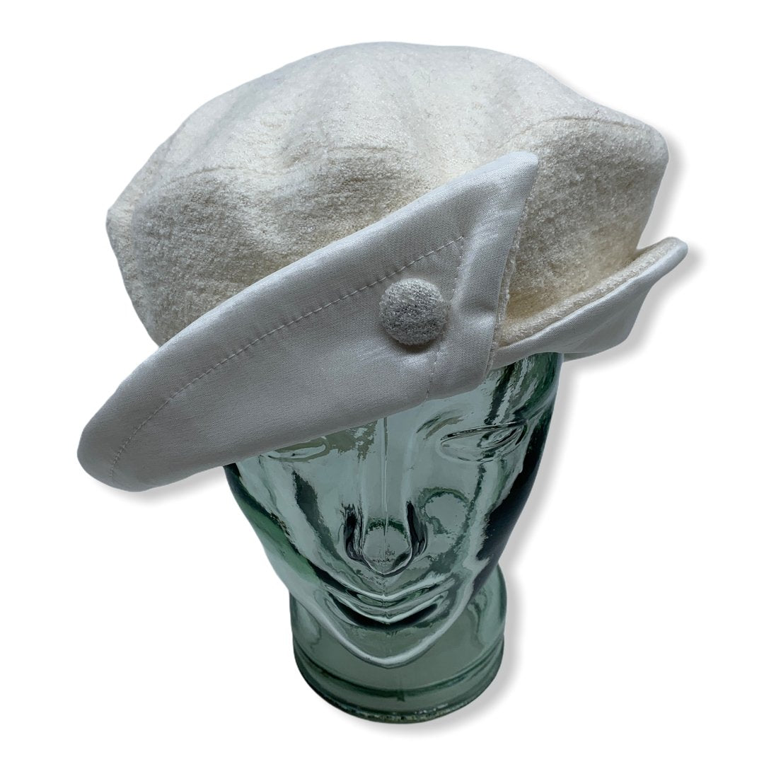 Beret blanc avec taffeta | Femme | Fabriqué au Canada | Montreal | Chapeaux | Genevieve Dostaler