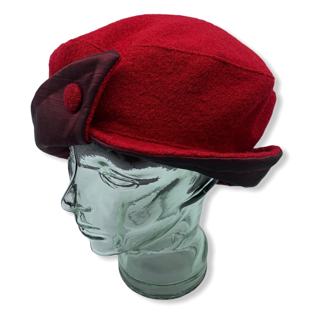 Beret rouge avec taffeta | Femme | Fabriqué au Canada | Montreal | Chapeaux | Genevieve Dostaler