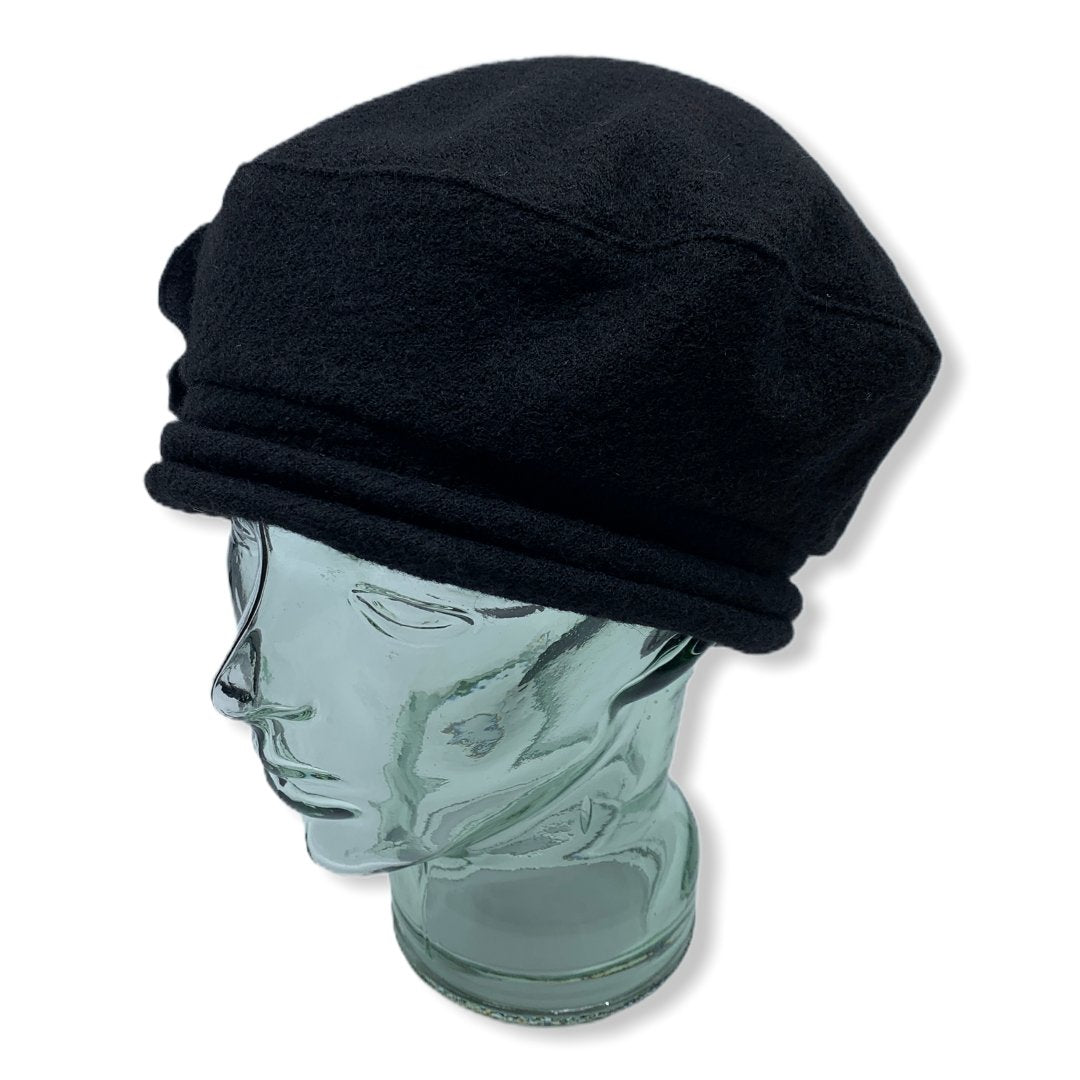 Black Winter Beret | Flower | Women | Hats | Made in Canada | Montreal | Genevieve Dostaler
