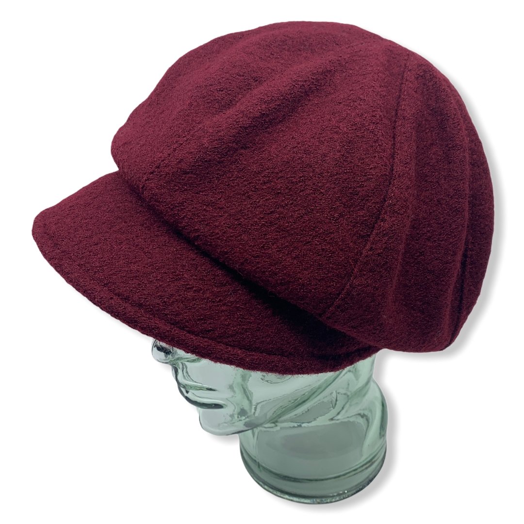 Burgundy Gavroche|Wool Pulpit|Made in Canada|Genevieve Dostaler|Hats|Montreal
