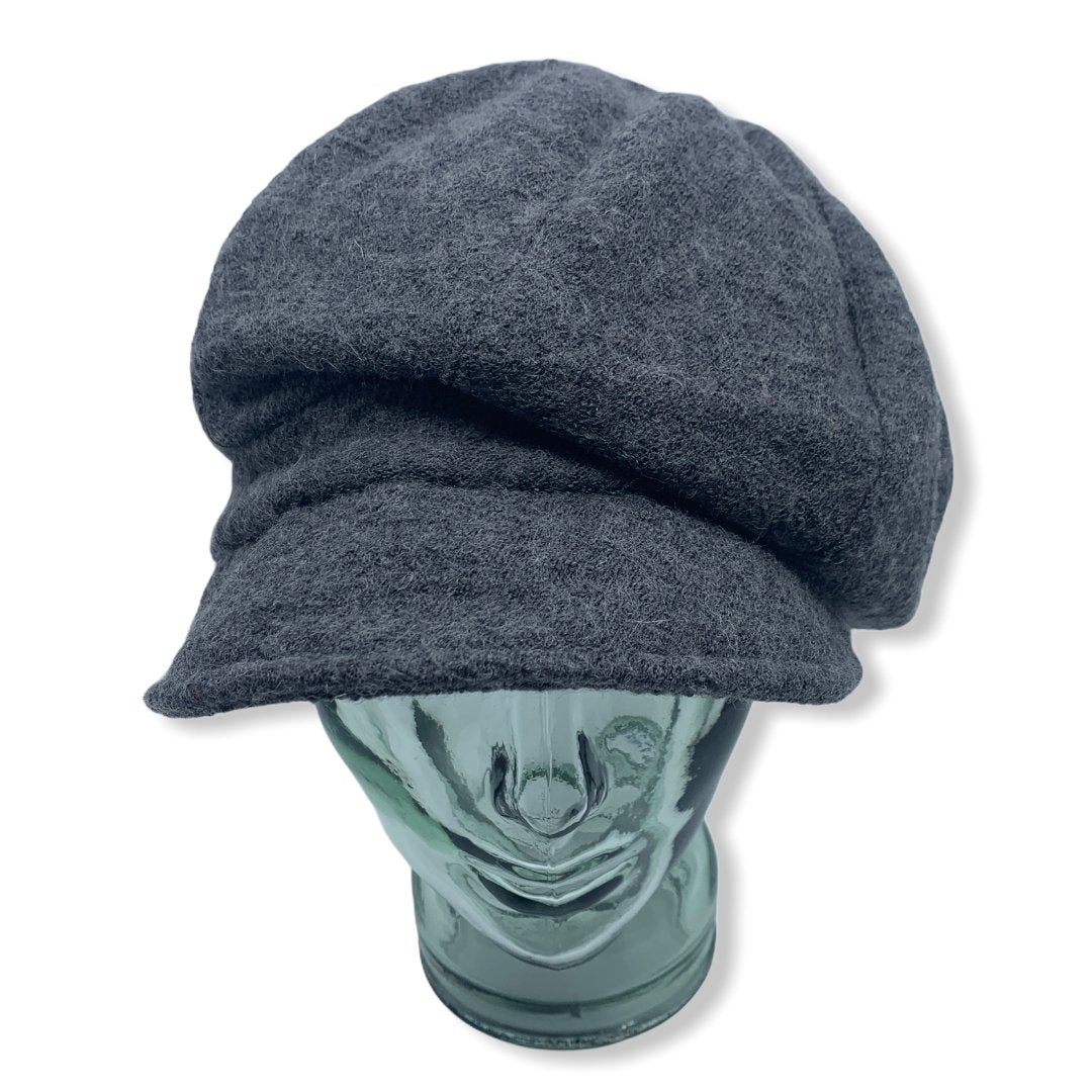 Grey Gavroche | Woman | Boiled Wool | Hats | Made in Canada | Montreal | GENEVIEVE DOSTALER