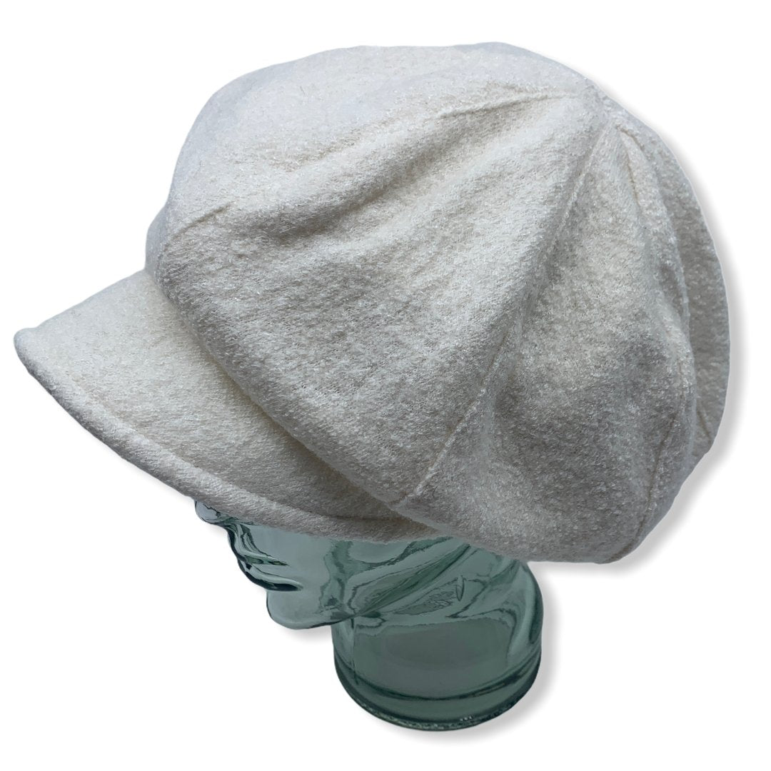 White Gavroche | Woman | Boiled Wool | Hats | Made in Canada | Montreal | GENEVIEVE DOSTALER