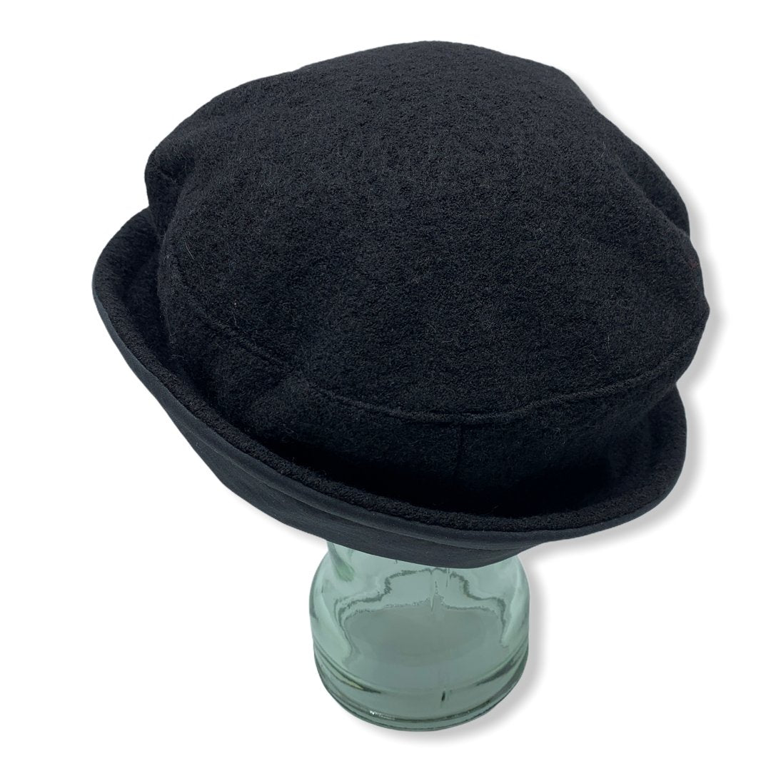 Black Beret with taffeta | Women's | Made in Canada | Montreal | Hats | Genevieve Dostaler