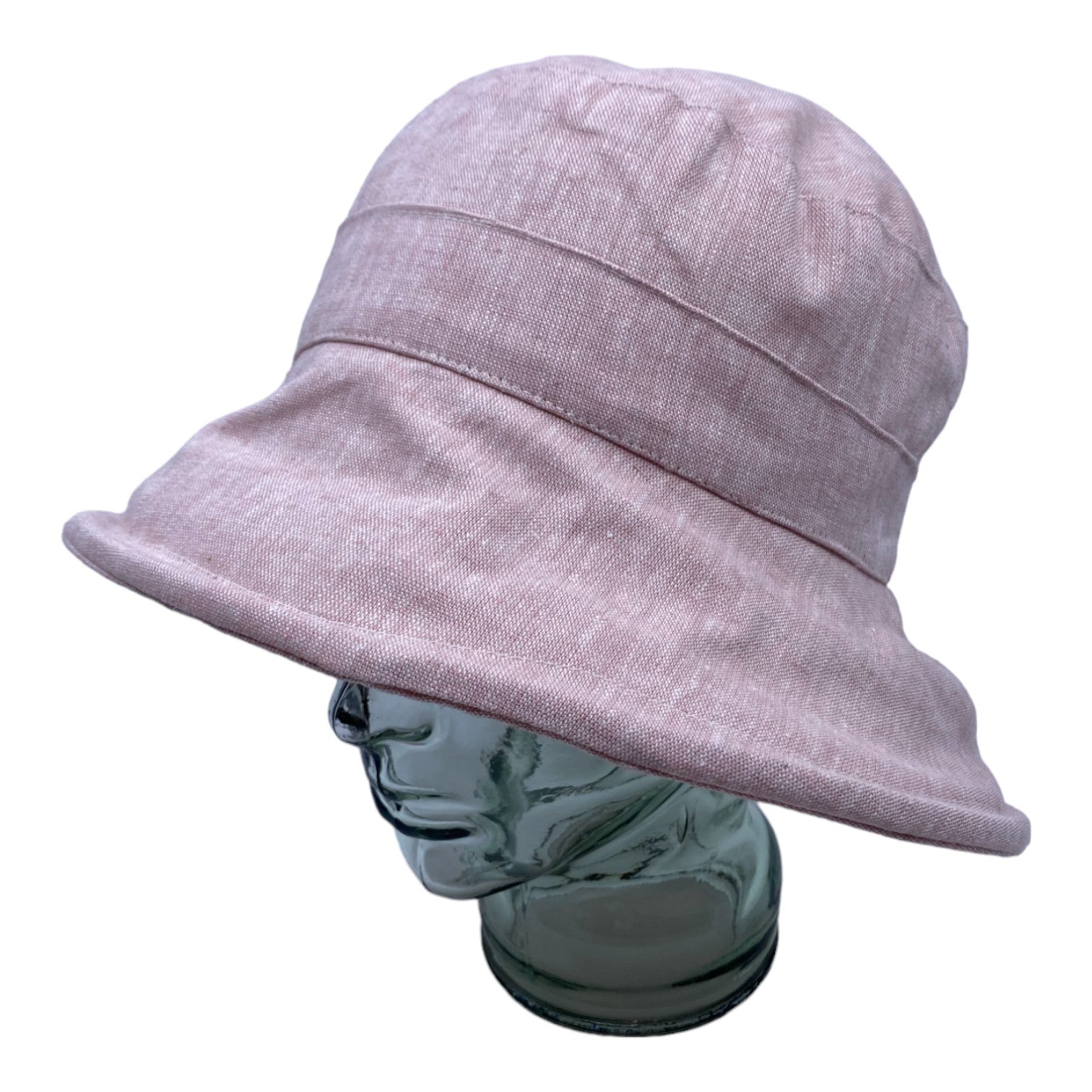 Chapeau en lin à large bord, fait à la main à Montréal par Geneviève Dostaler, avec protection solaire UV50+