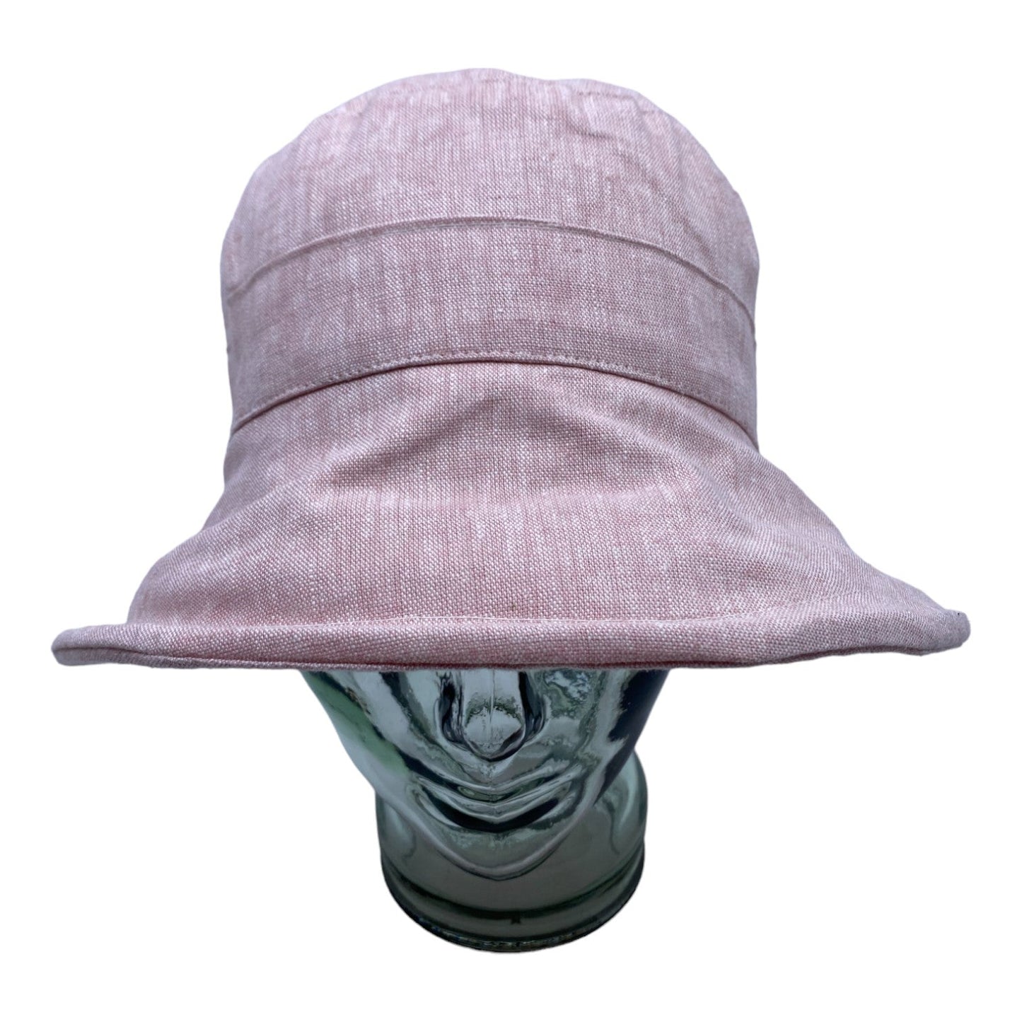 Chapeau en lin à large bord, fait à la main à Montréal par Geneviève Dostaler, avec protection solaire UV50+