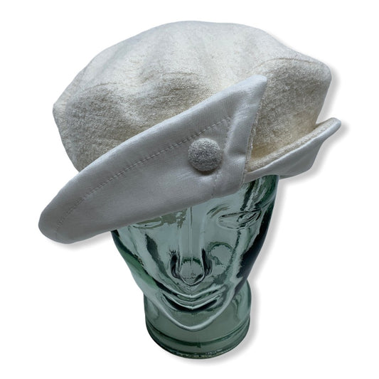 Beret blanc avec taffeta | Femme | Fabriqué au Canada | Montreal | Chapeaux | Genevieve Dostaler