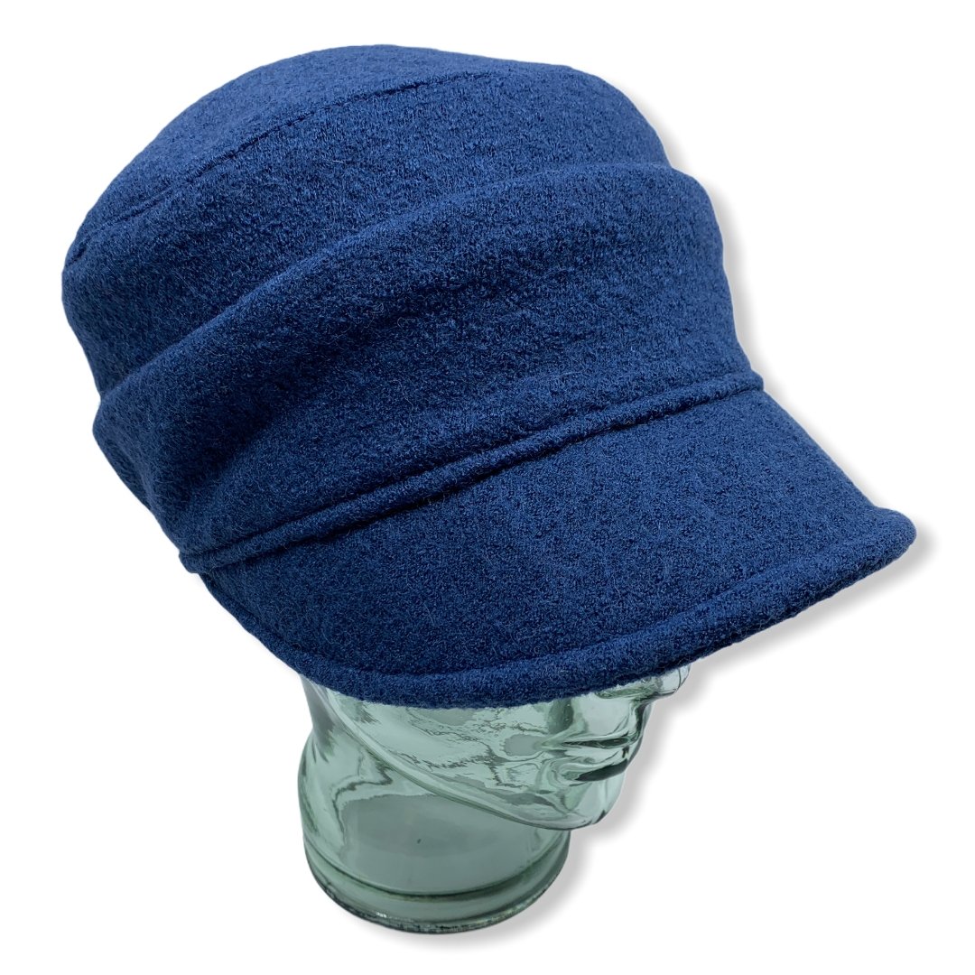 Casquette d'hiver bleu | laine Bouillie | Fabriqué au Canada | Chapeaux | Montreal | Genevieve Dostaler